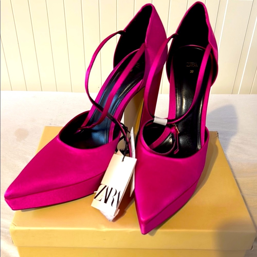 NWT Zara Pink Heels with Stiletto Design